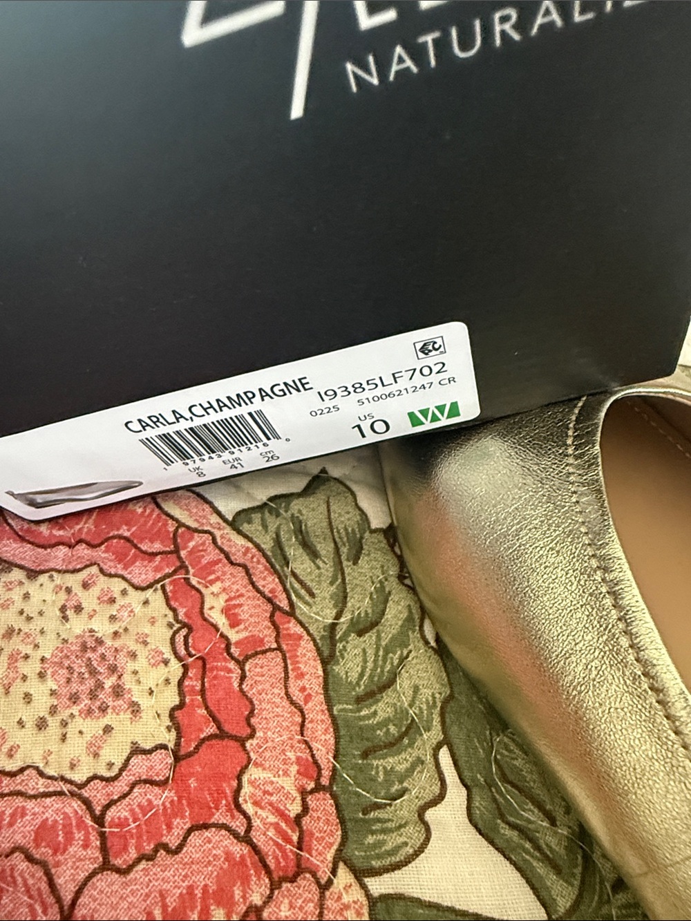 Naturalizer Metallic Gold Ballet Flats 10 wide - Picture 2 of 2